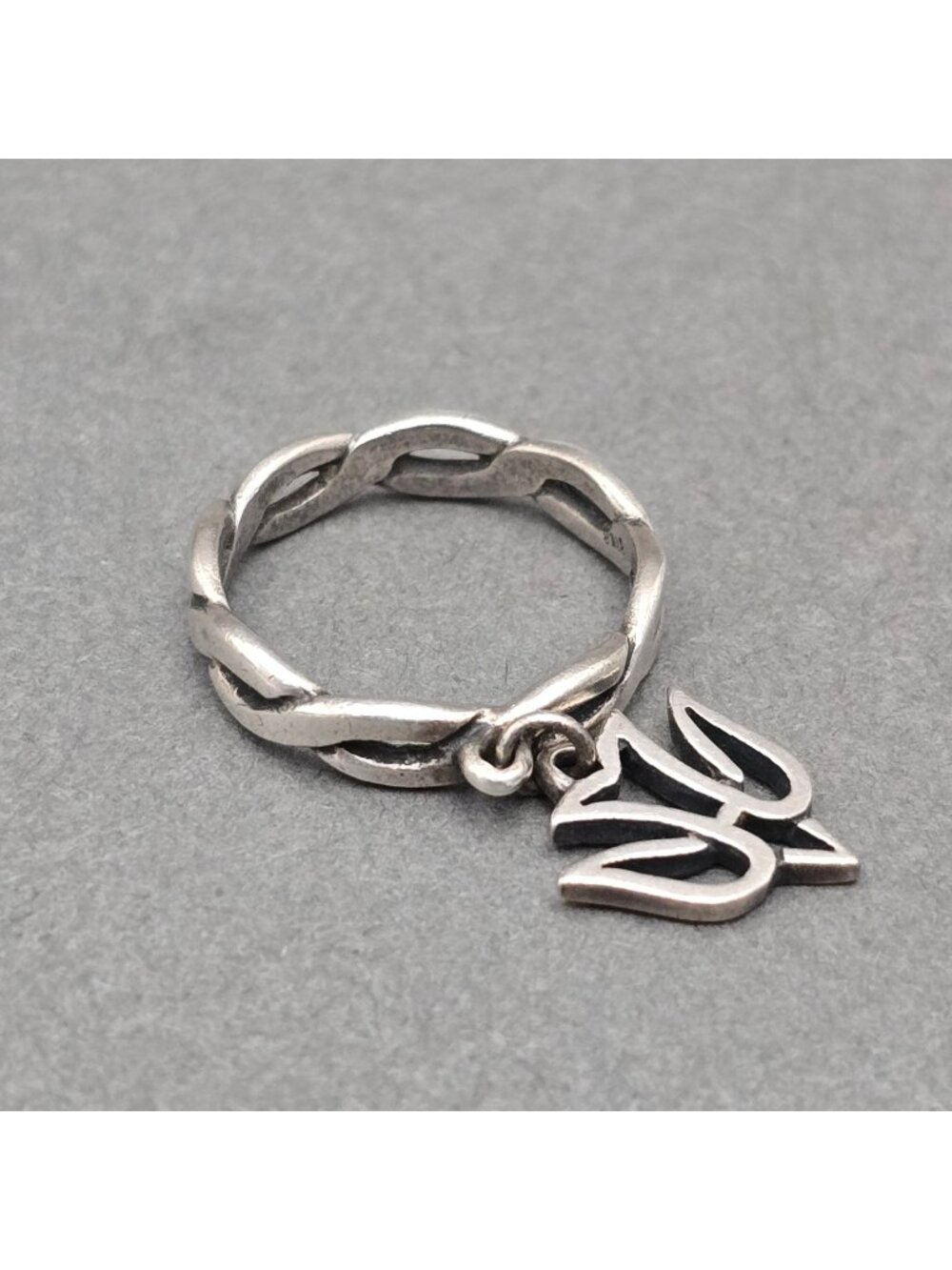 Retired James Avery Sterling Silver Descending Dove Ring Size 4.5 Twisted Band
